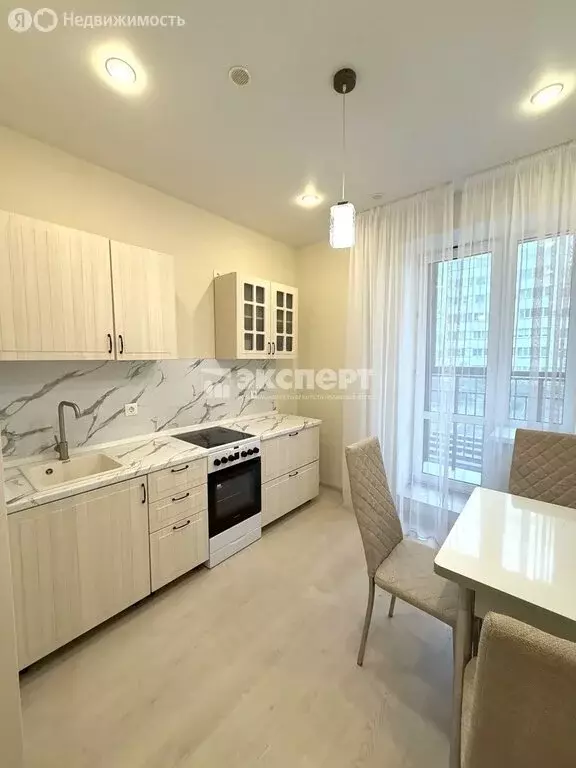 1-комнатная квартира: Казань, улица Сабан, 5В (39 м) - Фото 1