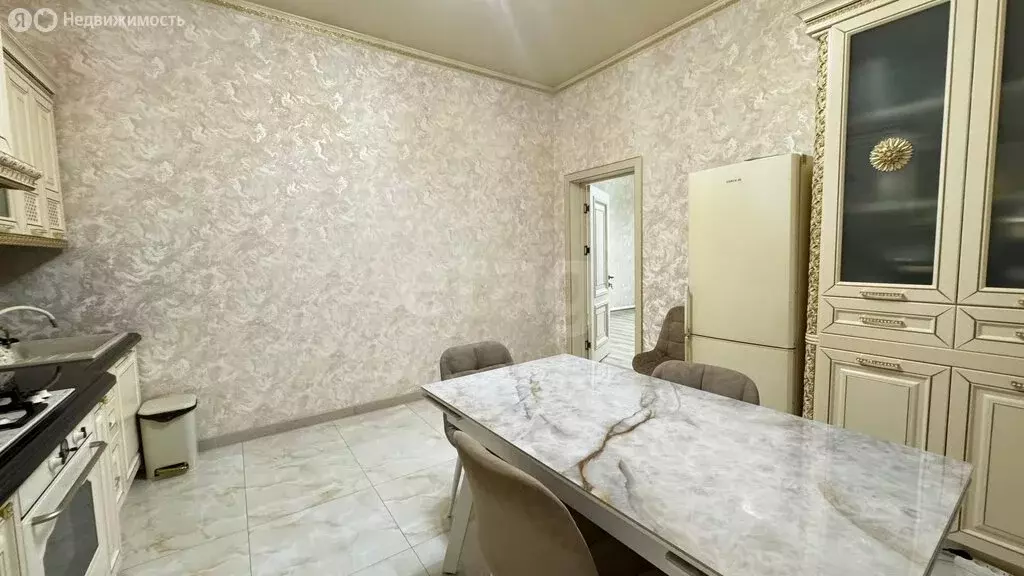 Дом в Назрань, улица Магомета Сосланбековича Буражева (160 м) - Фото 1