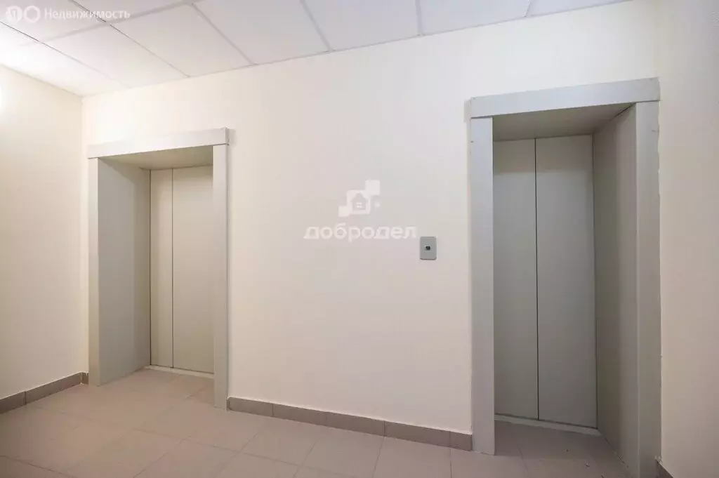 3-комнатная квартира: Екатеринбург, улица Крауля, 93 (87.7 м) - Фото 2