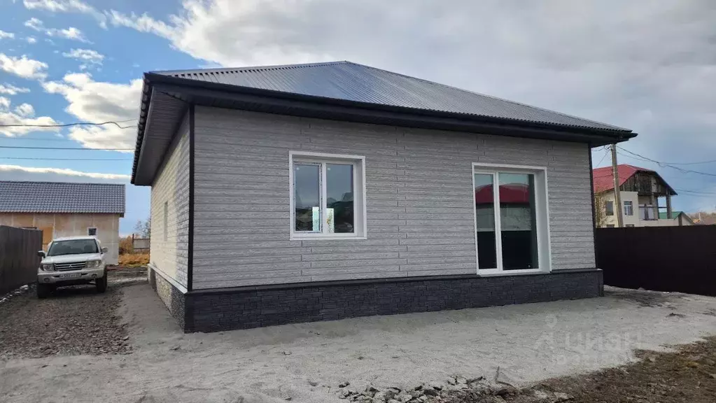 Дом в Хабаровский край, Хабаровский район, с. Мирное ул. Изумрудная ... - Фото 1