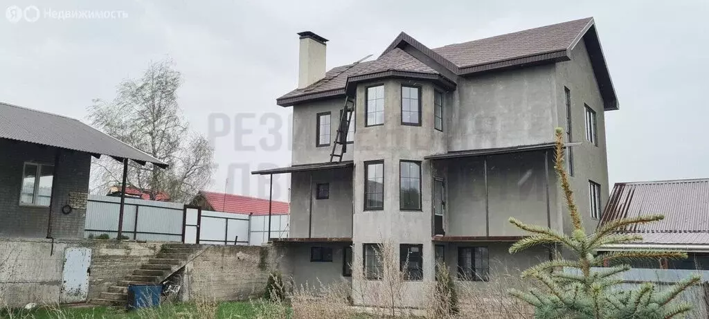 Дом в село Старая Бинарадка, Школьная улица, 4 (210 м) - Фото 1