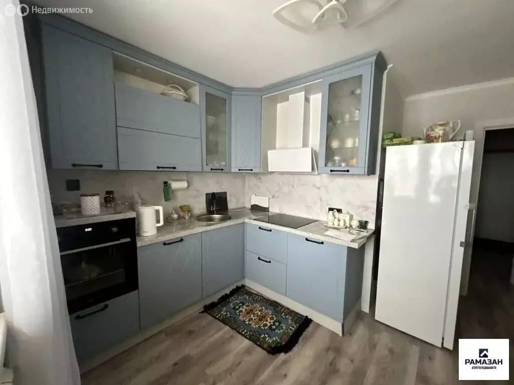 Квартира-студия: Казань, улица Академика Глушко, 8 (70 м) - Фото 2