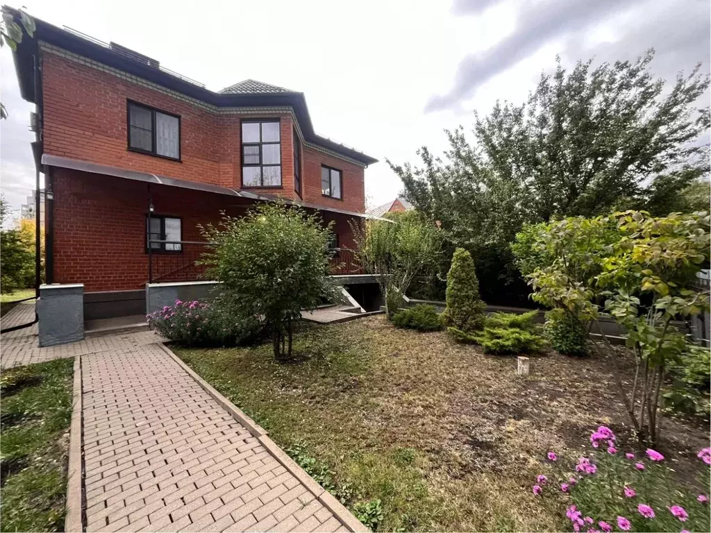 Коттедж в Белгородская область, Белгород Юрьевский пер. (393 м) - Фото 1