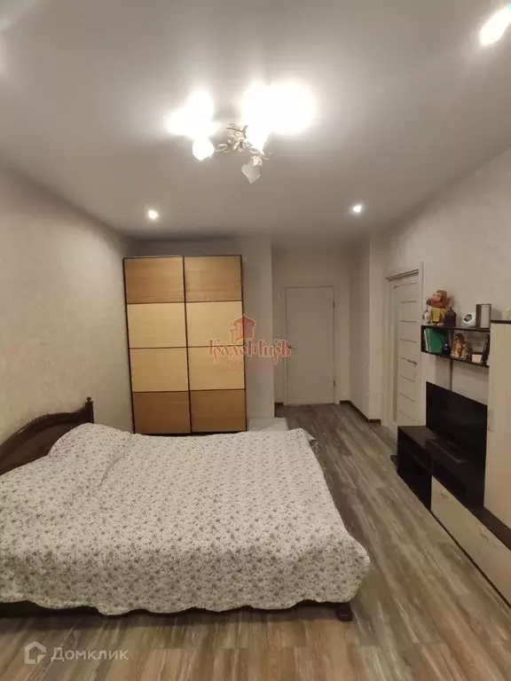 Продаётся 1-к квартира, 42 м - Фото 1