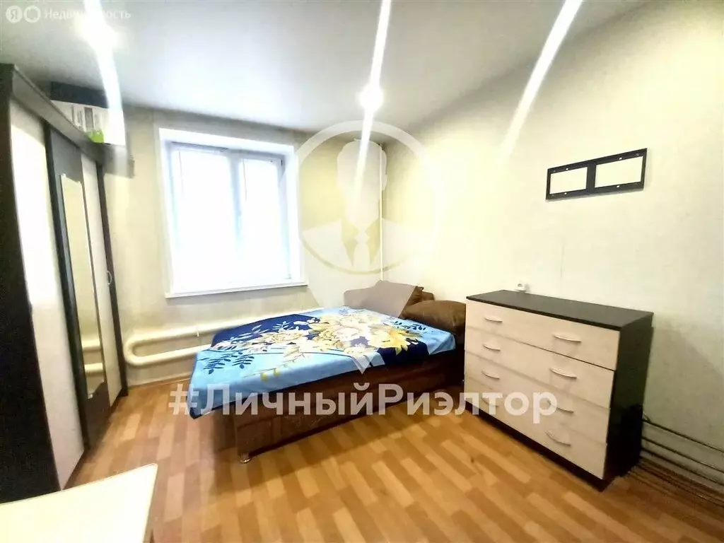 1к в 4-комнатной квартире (12 м) - Фото 1