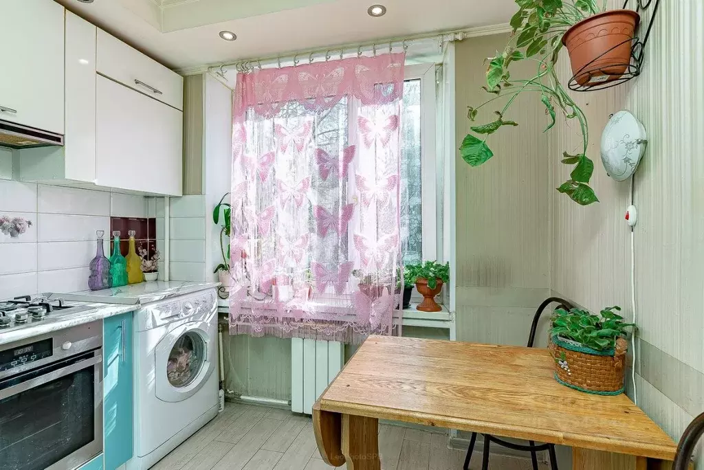 2-к кв. Санкт-Петербург ул. Есенина, 15К1 (46.7 м) - Фото 1