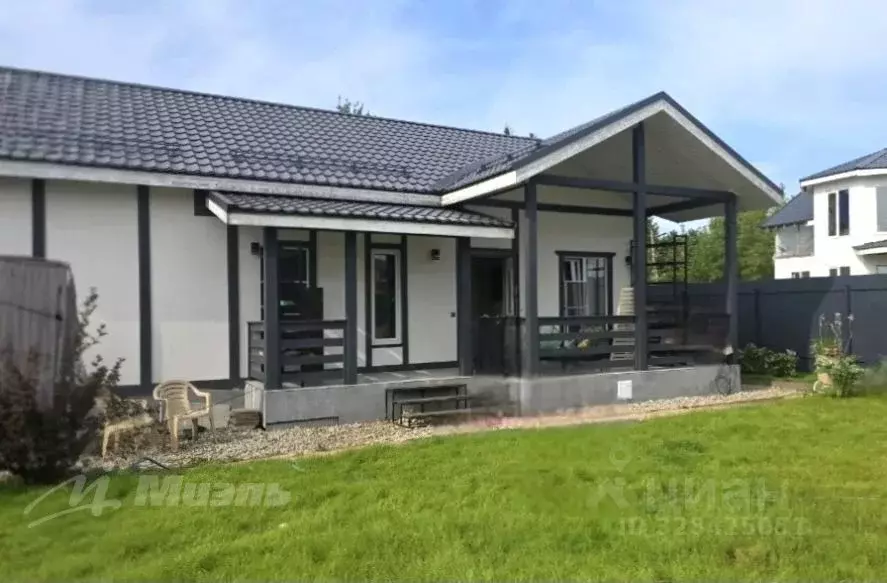 Дом в Московская область, Химки городской округ, д. Клушино 60 (95 м) - Фото 1