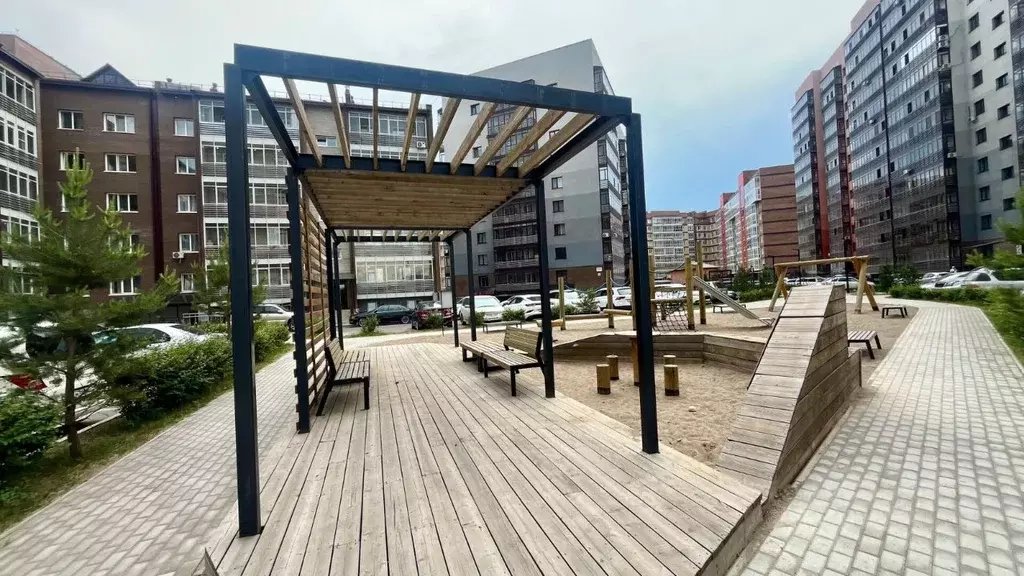 4-к кв. Хакасия, Абакан ул. Кирова, 212Б (103.9 м) - Фото 1