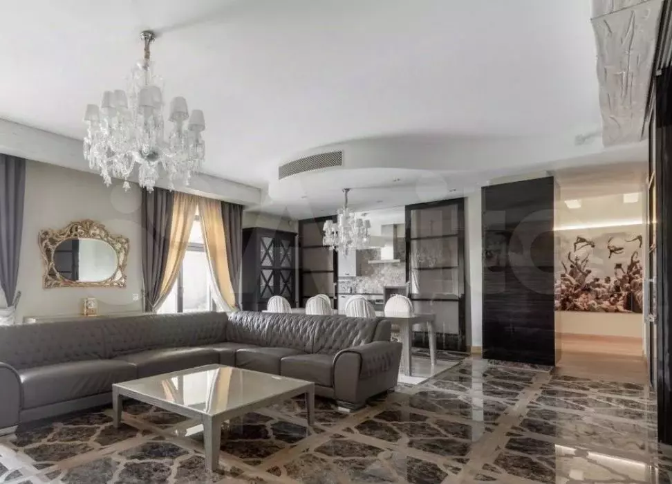 5-к. квартира, 250 м, 3/6 эт. - Фото 0