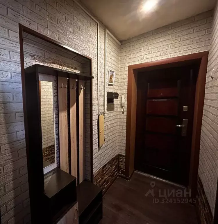 2-к кв. Свердловская область, Каменск-Уральский ул. Карла Маркса, 65 ... - Фото 1