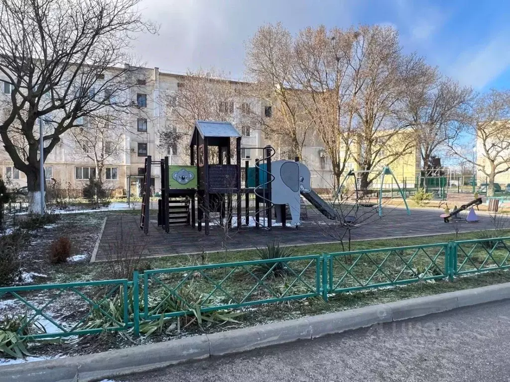 1-к кв. Крым, Сакский район, с. Уютное ул. Кирова, 10 (36.3 м) - Фото 0