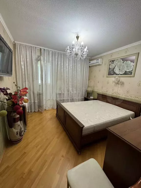 2-к. квартира, 55 м, 4/10 эт. - Фото 1