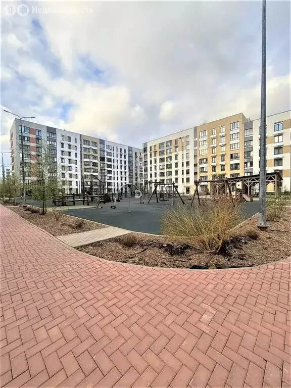 3-комнатная квартира: Уфа, улица Даяна Мурзина, 11/1 (57.5 м) - Фото 2