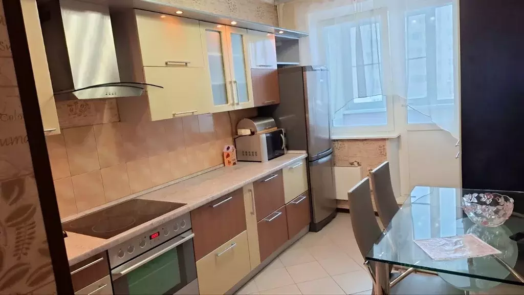 2-к кв. Москва ул. Героев Панфиловцев, 1К3 (54.0 м) - Фото 0