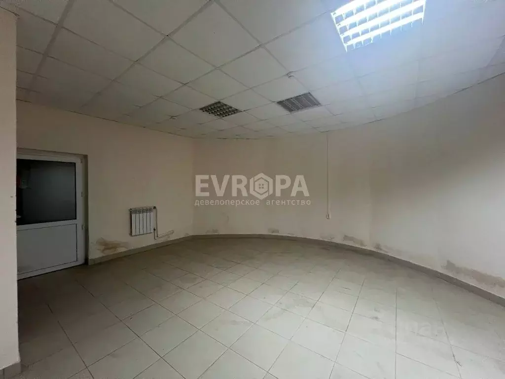 Помещение свободного назначения в Ульяновская область, Ульяновск ул. ... - Фото 0