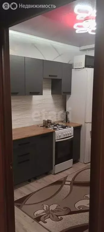 3-комнатная квартира: Курган, жилой район Заозёрный, 2-й микрорайон, ... - Фото 1