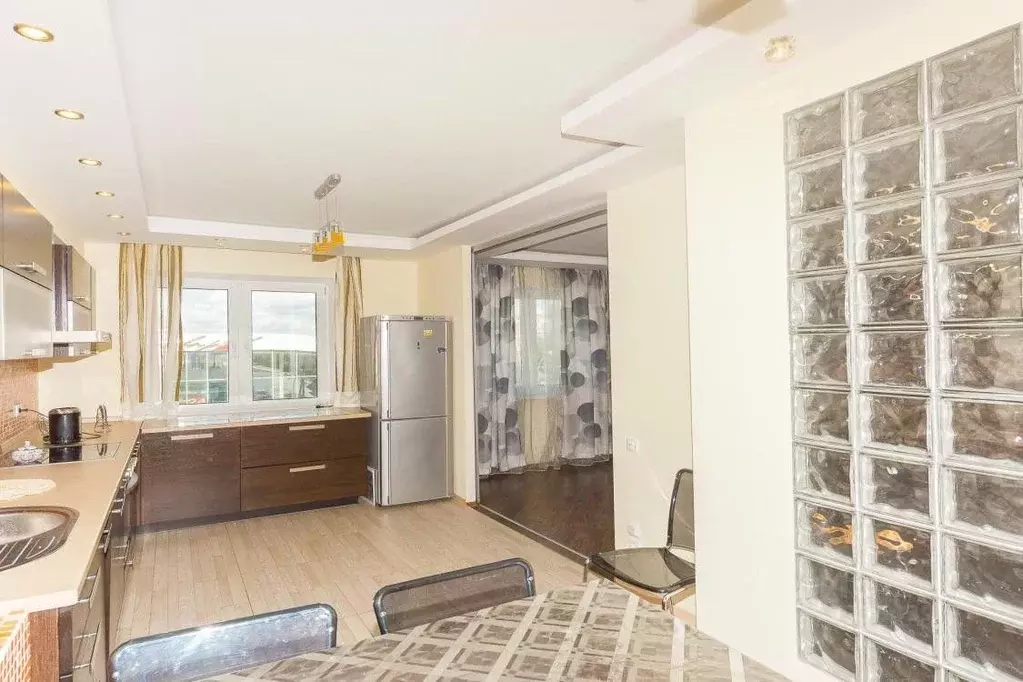 3-к кв. Иркутская область, Иркутск ул. 2-я Железнодорожная, 22 (114.1 ... - Фото 1