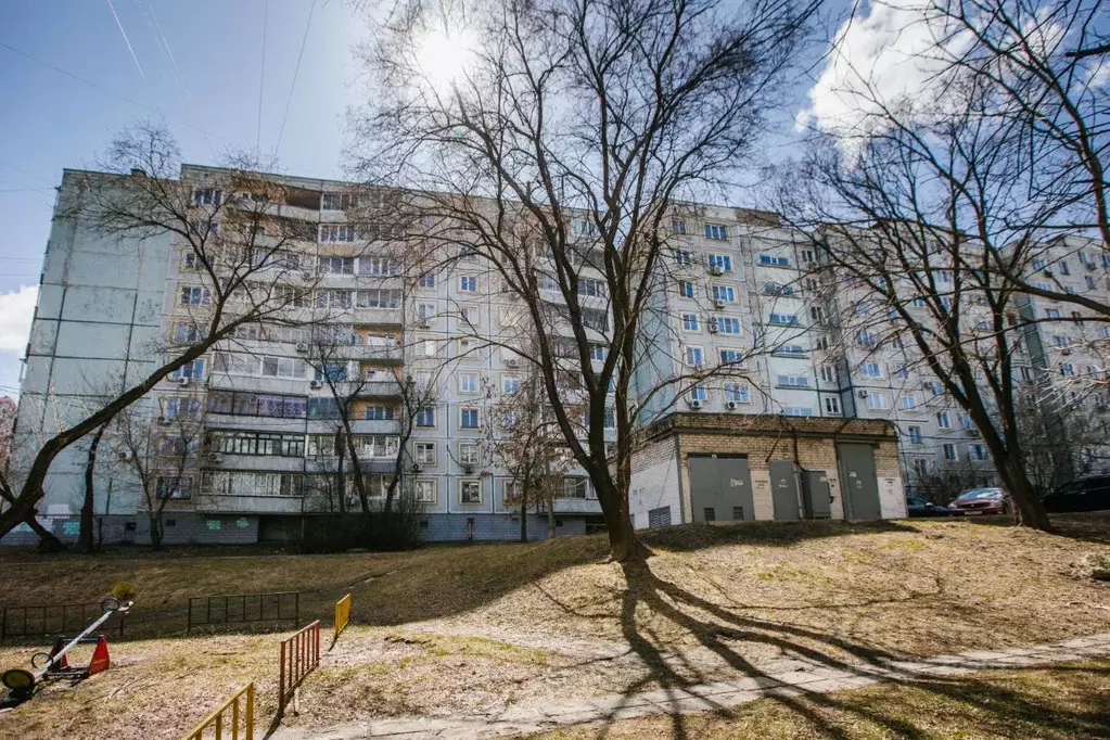 3-к кв. Хабаровский край, Хабаровск ул. Дзержинского, 6 (65.7 м) - Фото 1