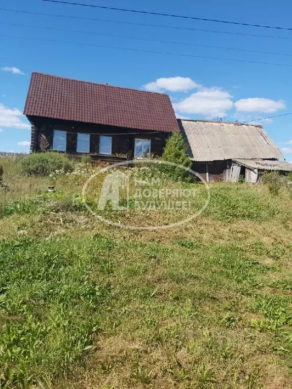 Дом в Пермский край, Чусовской городской округ, д. Заречка ул. ... - Фото 0