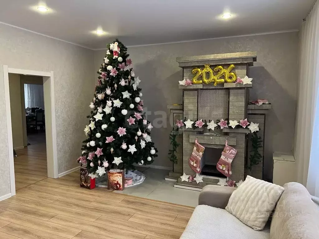 Дом в Омская область, Омский район, с. Усть-Заостровка Спортивная ул., ... - Фото 1