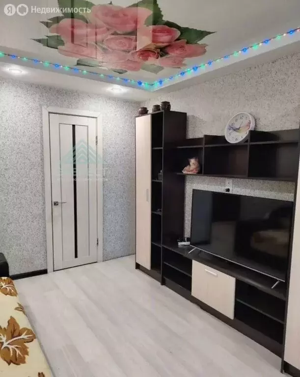 2-комнатная квартира: Черногорск, Юбилейная улица, 10 (47 м) - Фото 2
