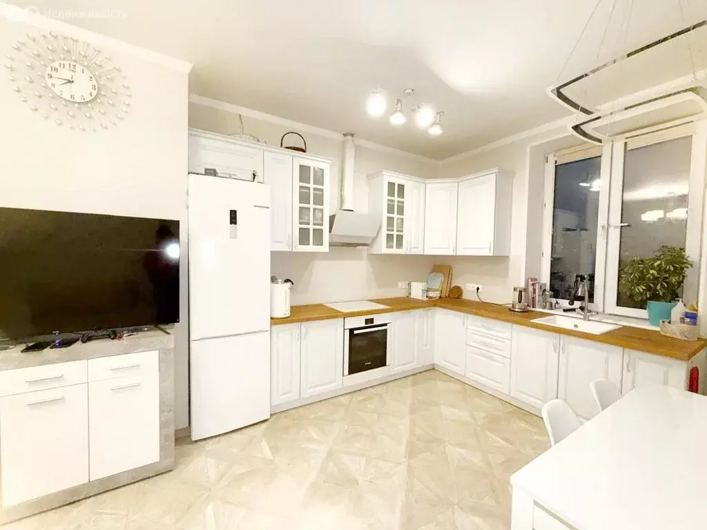 2-комнатная квартира: Реутов, улица Реутовских Ополченцев, 2 (72 м) - Фото 1