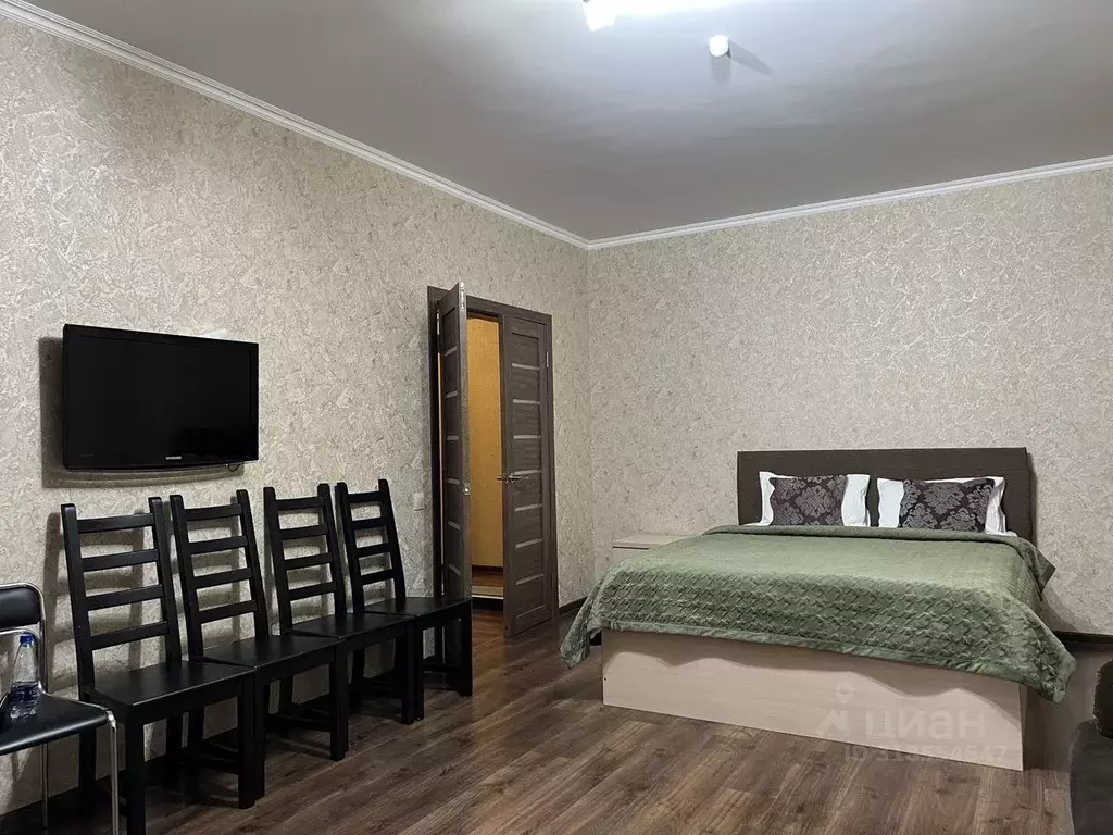 1-к кв. Краснодарский край, Новороссийск просп. Ленина, 95Бк2 (50.0 м) - Фото 0