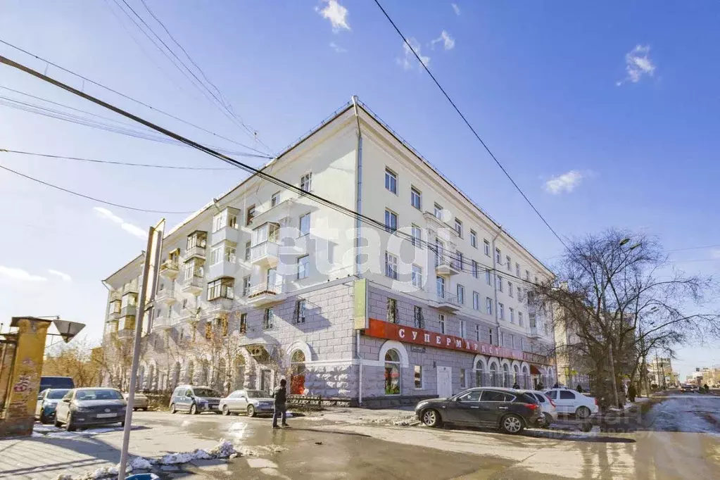 3-к кв. Свердловская область, Екатеринбург ул. Луначарского, 210А ... - Фото 0