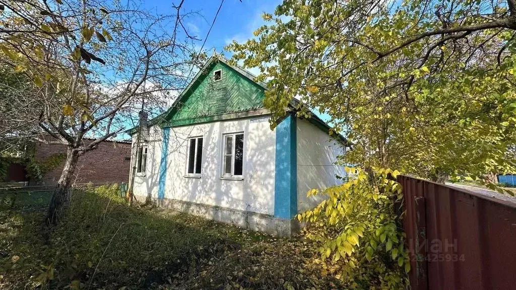 Дом в Краснодарский край, Гулькевичи Комсомольская ул. (43 м) - Фото 0