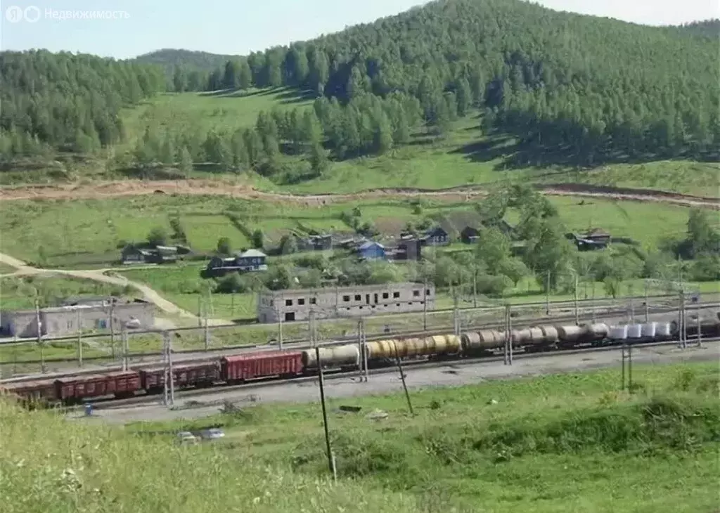 Дом в Челябинская область, Саткинский муниципальный округ, рабочий ... - Фото 2