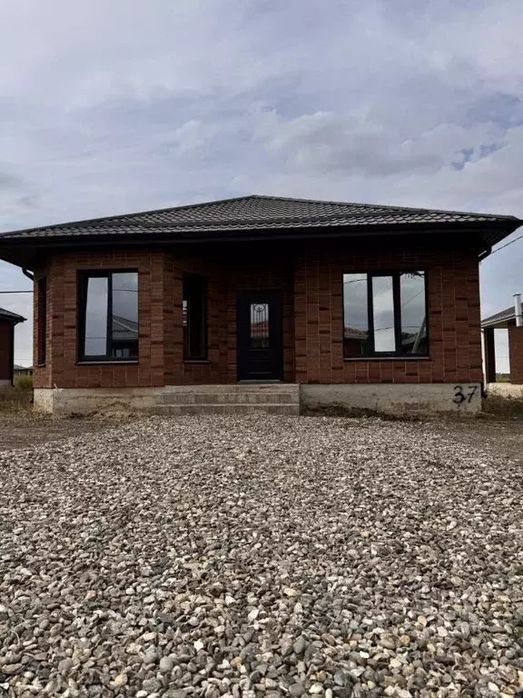 Дом в Ставропольский край, Михайловск Шпаковский район,  (130 м) - Фото 1