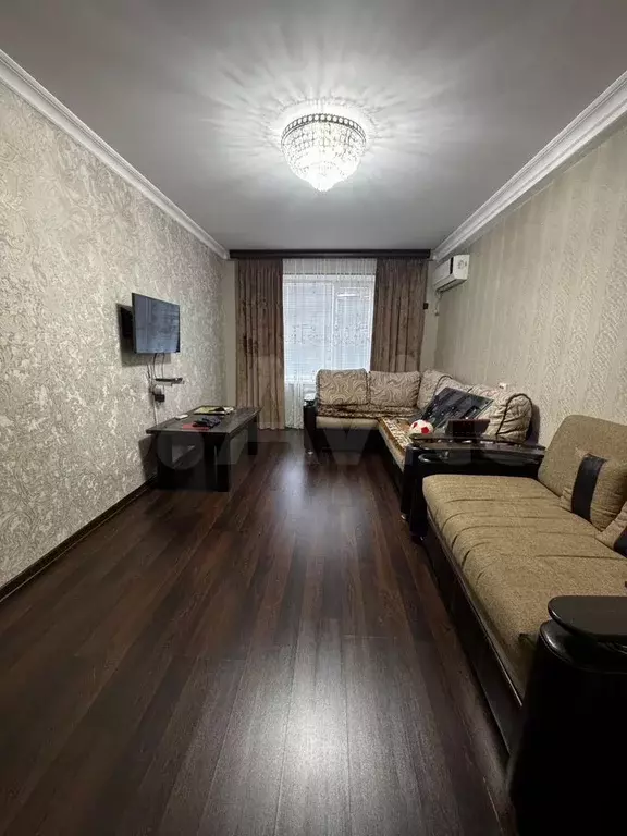 2-к. квартира, 55 м, 4/9 эт. - Фото 0