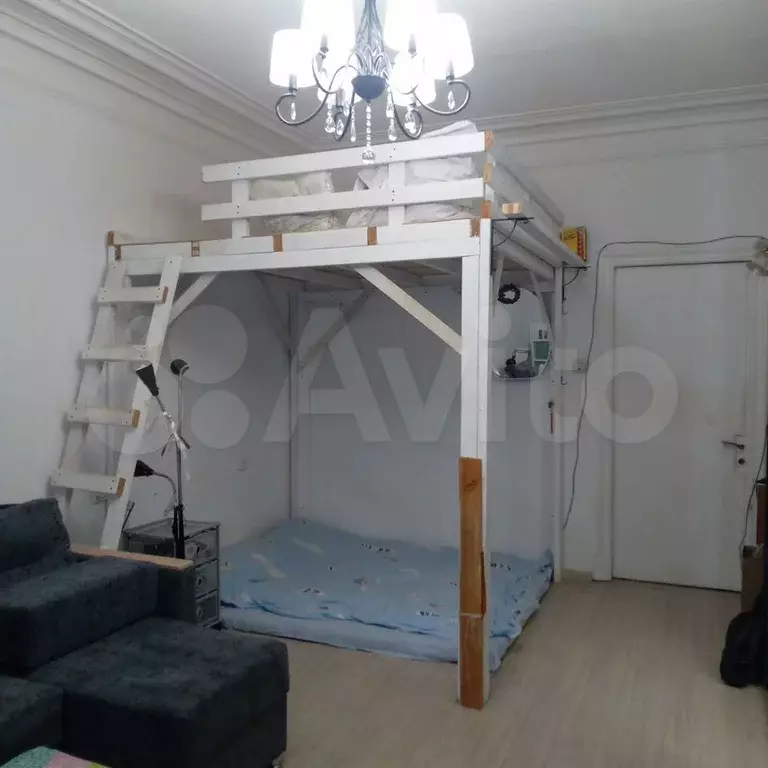 Комната 25 м в 4-к., 2/5 эт. - Фото 1