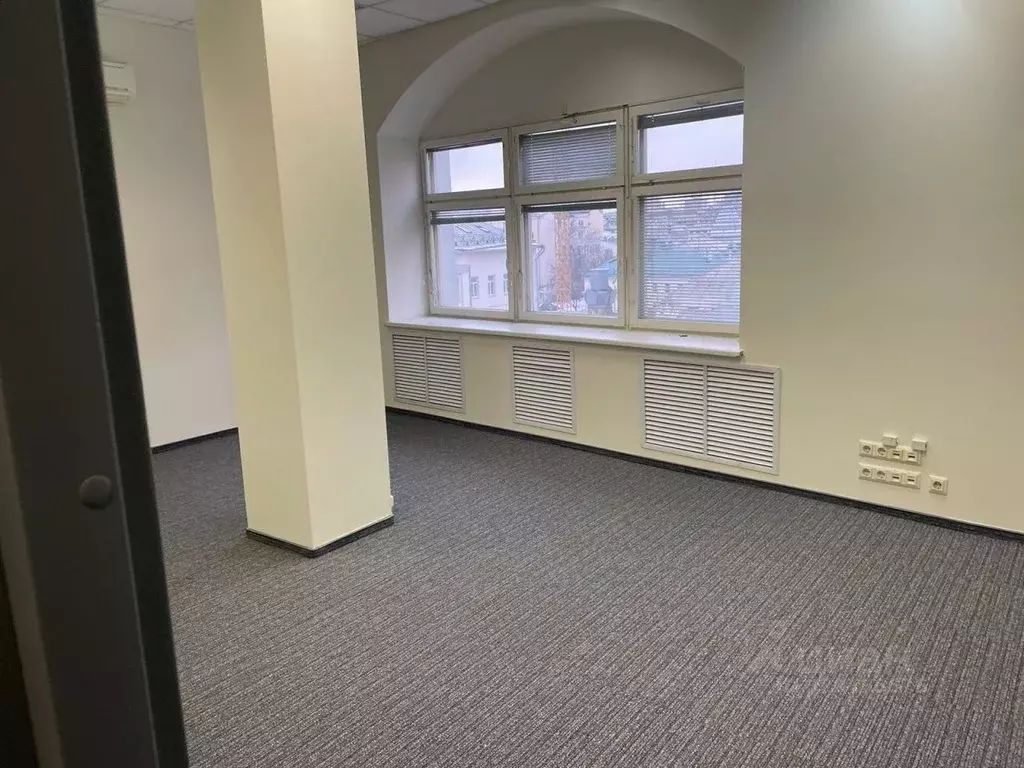 Офис в Москва ул. Сретенка, 12 (146 м) - Фото 1