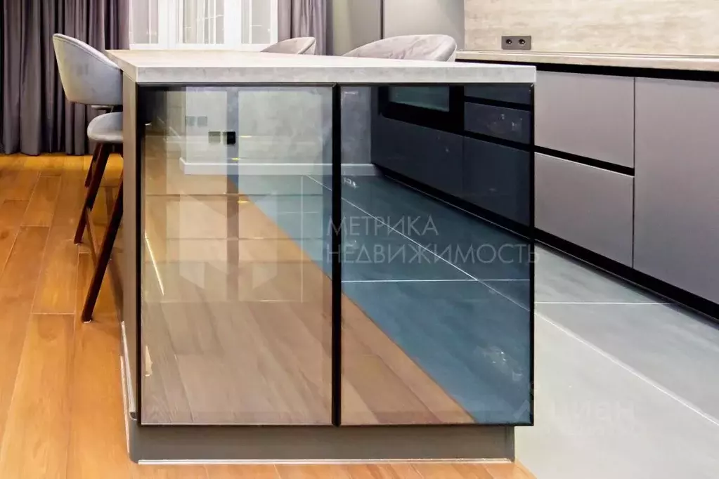 2-к кв. Тюменская область, Тюмень Новгородская ул., 14 (67.0 м) - Фото 1