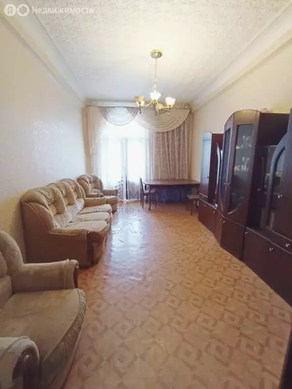 3-комнатная квартира: Нижний Новгород, улица Краснодонцев, 7 (80 м) - Фото 1