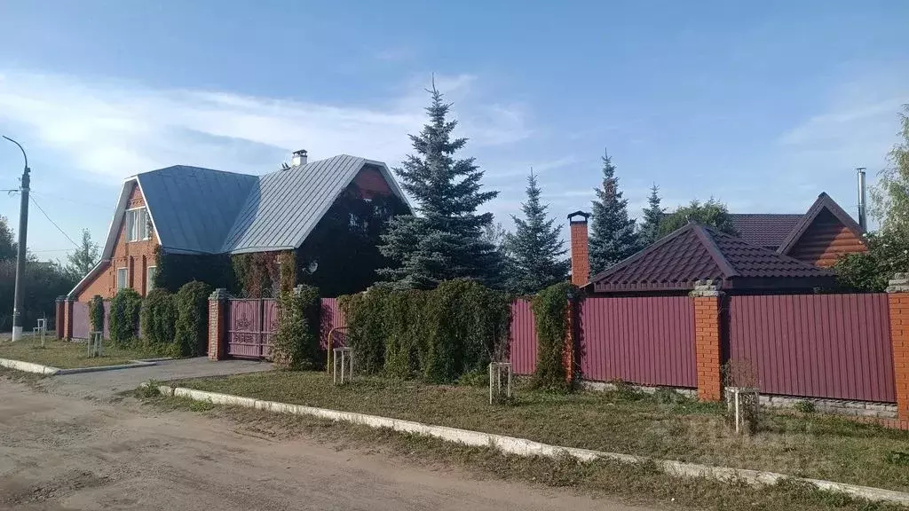 Дом в Марий Эл, Йошкар-Ола ул. Серова, 128 (120 м) - Фото 1