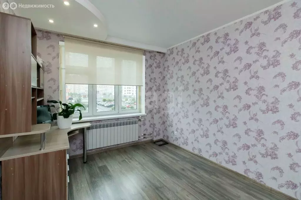 3-комнатная квартира: Тюмень, улица Николая Зелинского, 17 (81.5 м) - Фото 2