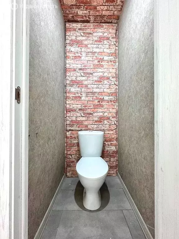 3-комнатная квартира: Лобня, улица Калинина, 21 (71.7 м) - Фото 1