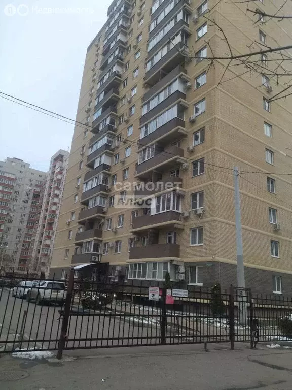 2-комнатная квартира: Краснодар, Черкасская улица, 71/1к2 (60 м) - Фото 0