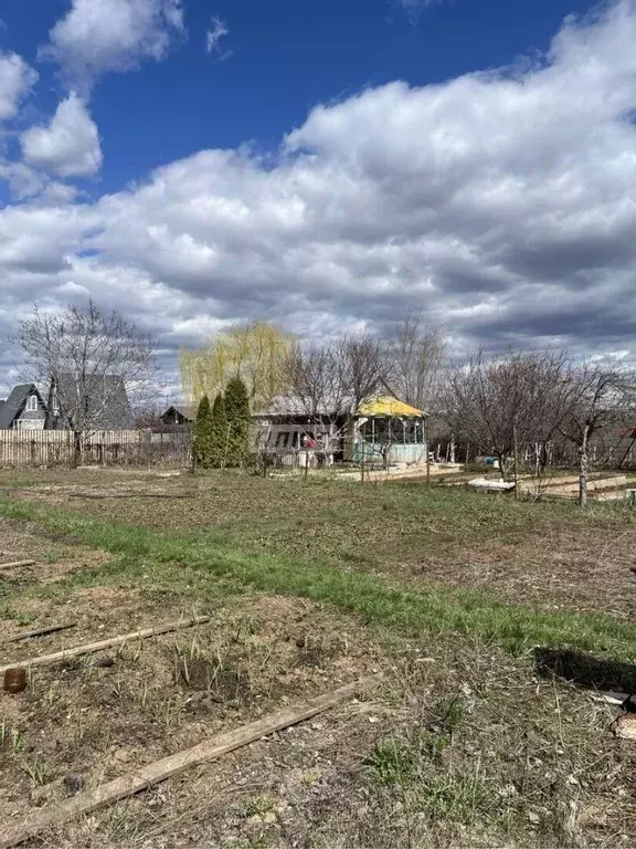 Дом в Саратовская область, Энгельсский район, Красноярское ... - Фото 0