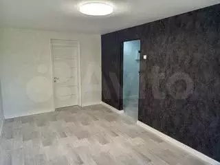 2-к. квартира, 43 м, 5/5 эт. - Фото 1