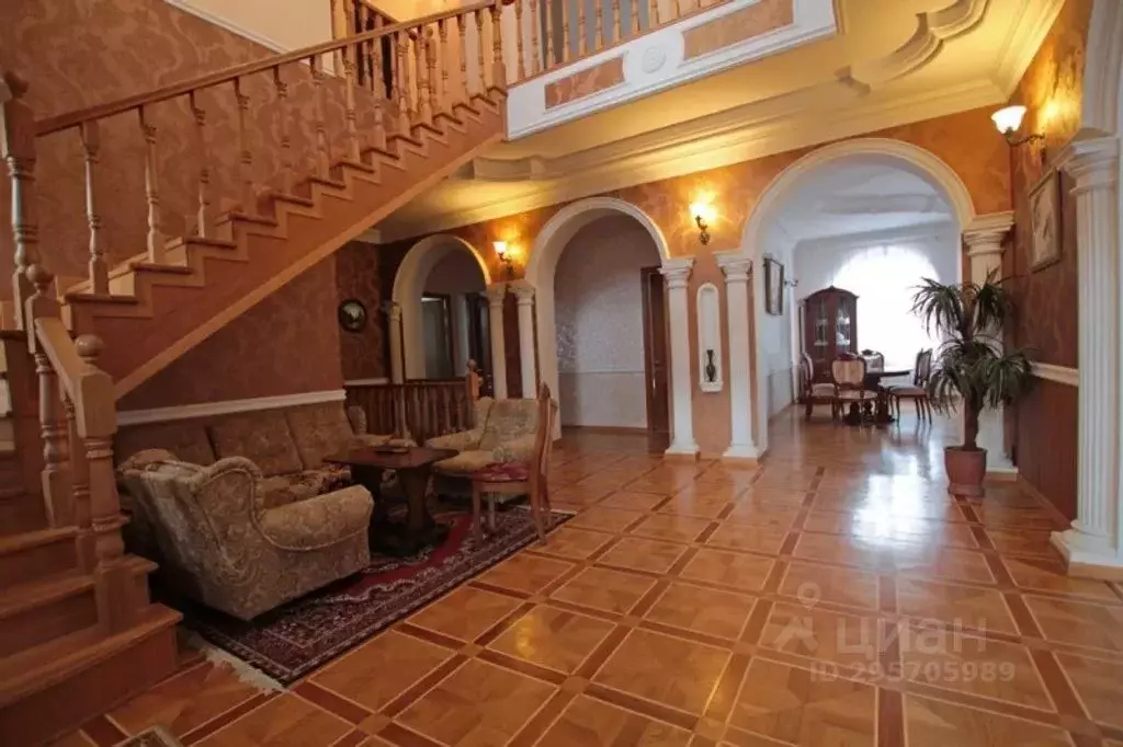 Дом в Ставропольский край, Кисловодск ул. Чернышевского, 33 (700 м) - Фото 1
