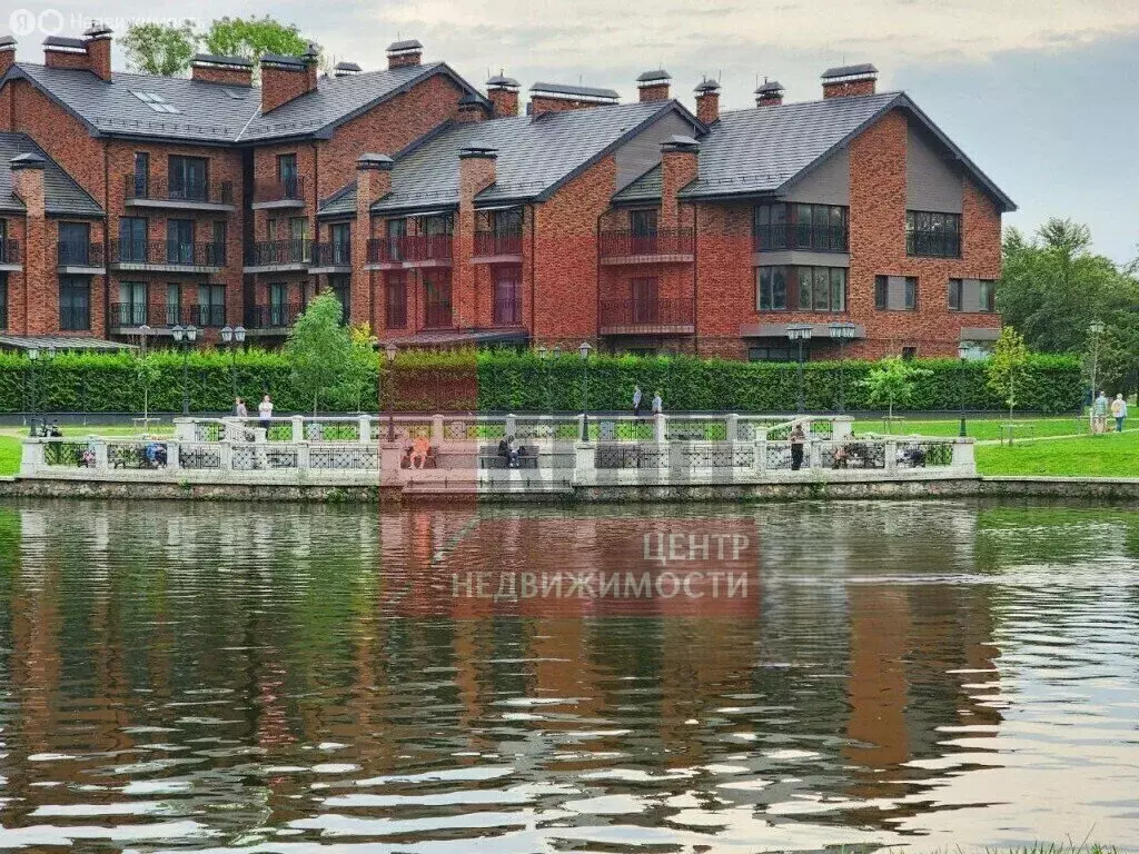 3-комнатная квартира: Калининград, Береговая улица, 17Д (117.2 м) - Фото 1