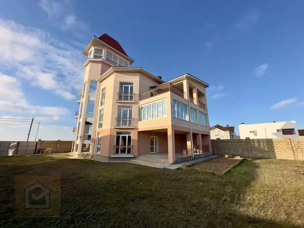 Дом в Крым, Евпатория городской округ, Заозерное пгт ул. Аллея Дружбы, ... - Фото 2