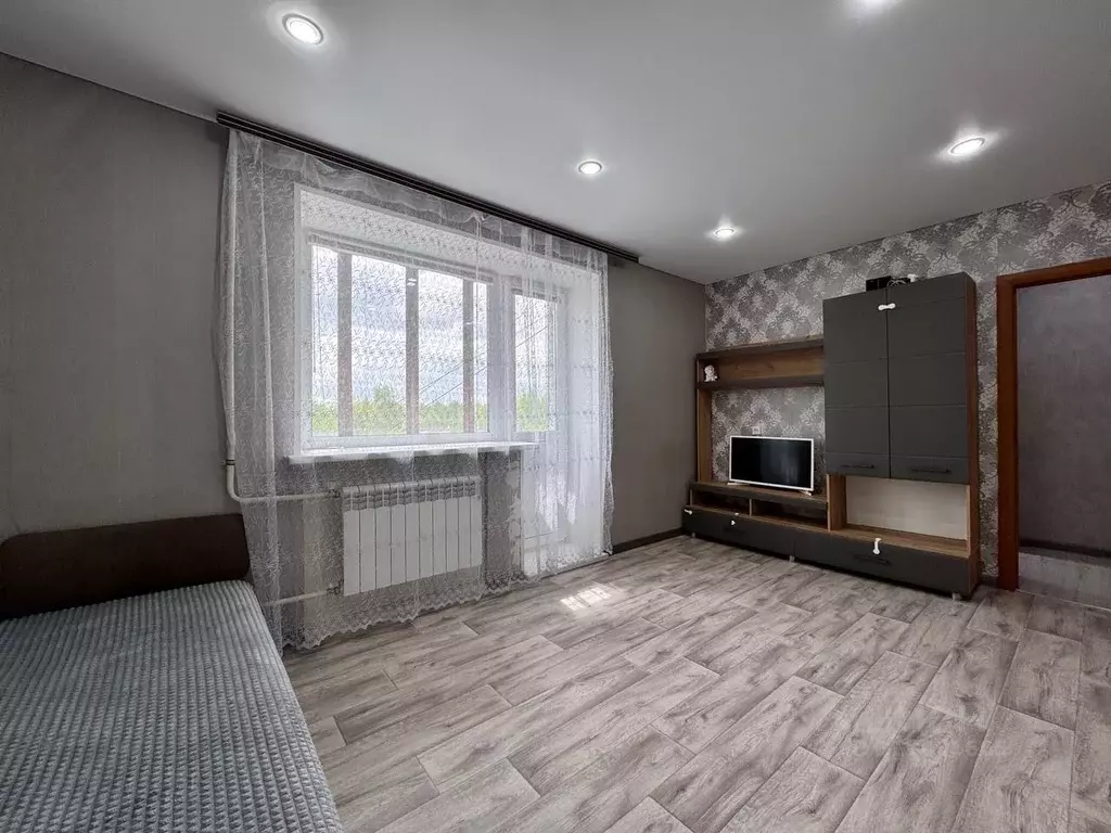 2-к кв. Пензенская область, Пенза ул. Мира, 18 (43.0 м) - Фото 0