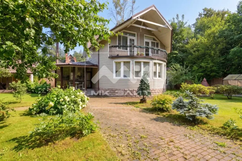 Дом в Ленинградская область, Всеволожск просп. Тургенева, 107 (180 м) - Фото 1