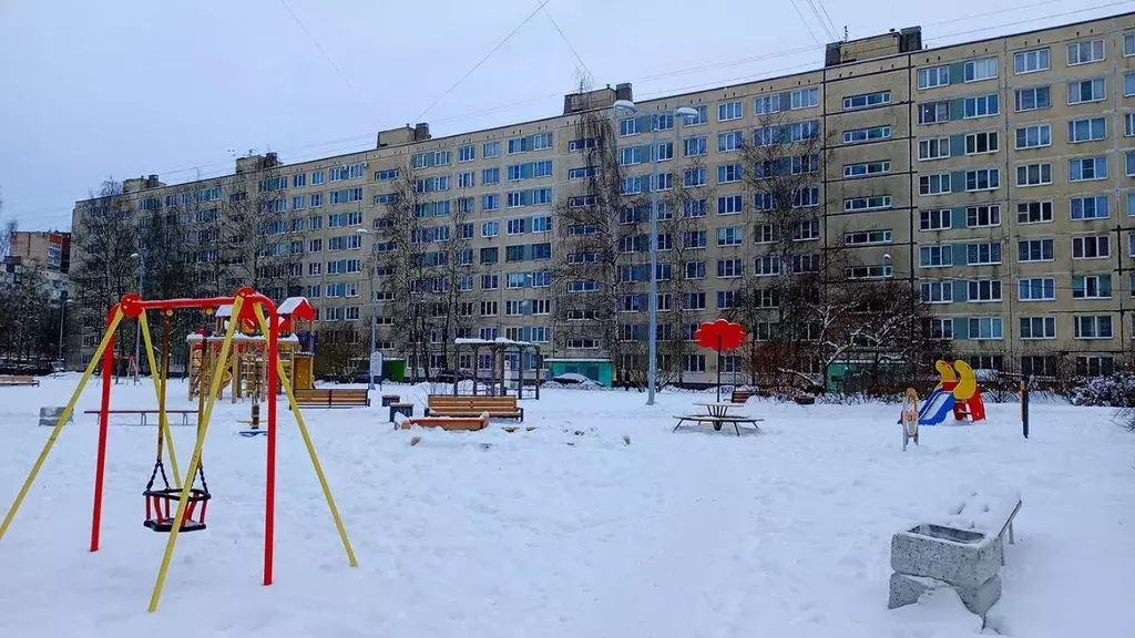 3-к кв. Санкт-Петербург, Санкт-Петербург, Колпино ул. ... - Фото 1