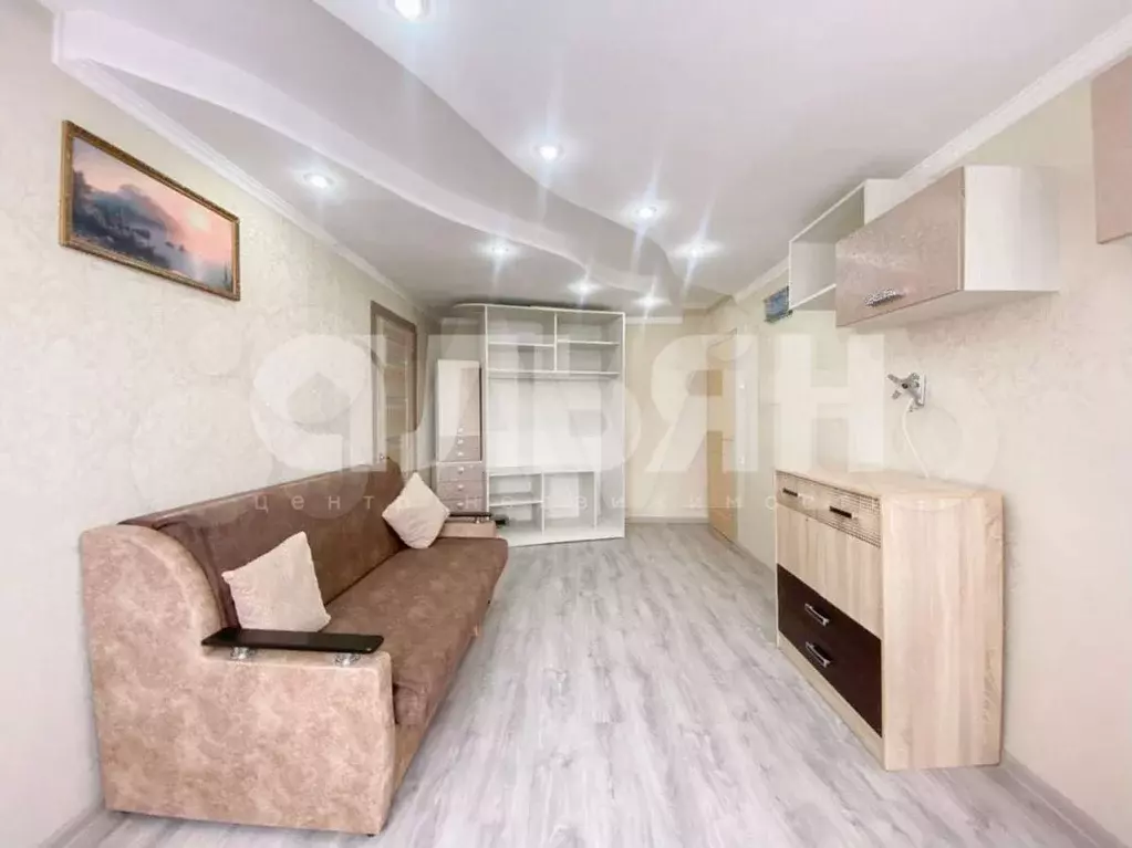 1-к. квартира, 30м, 5/5эт. - Фото 1