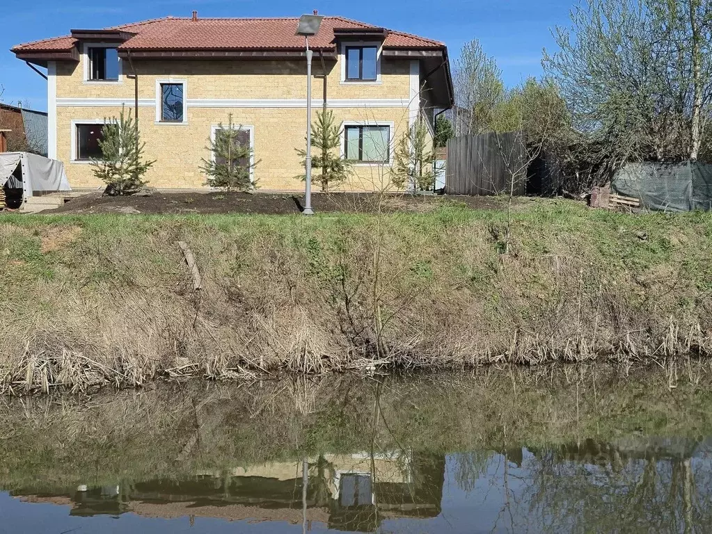 Дом в Московская область, Мытищи городской округ, д. Вешки ул. Речная, ... - Фото 1